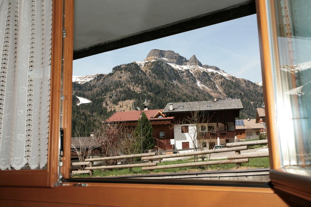 Appartamento Doleda Canazei Zimmer foto