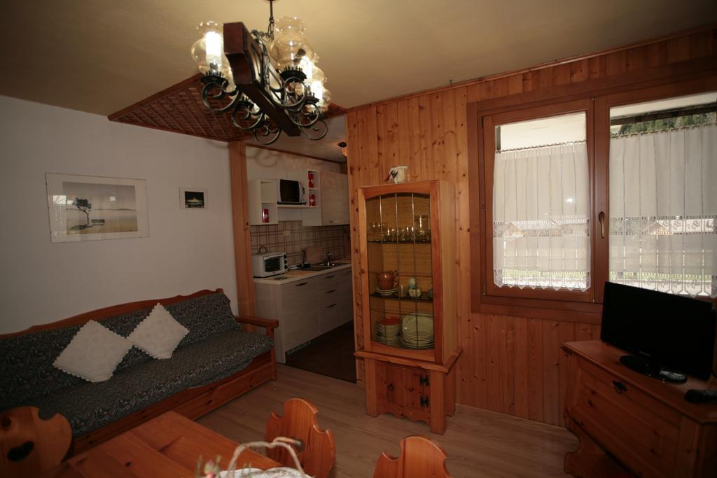 Appartamento Doleda Canazei Zimmer foto